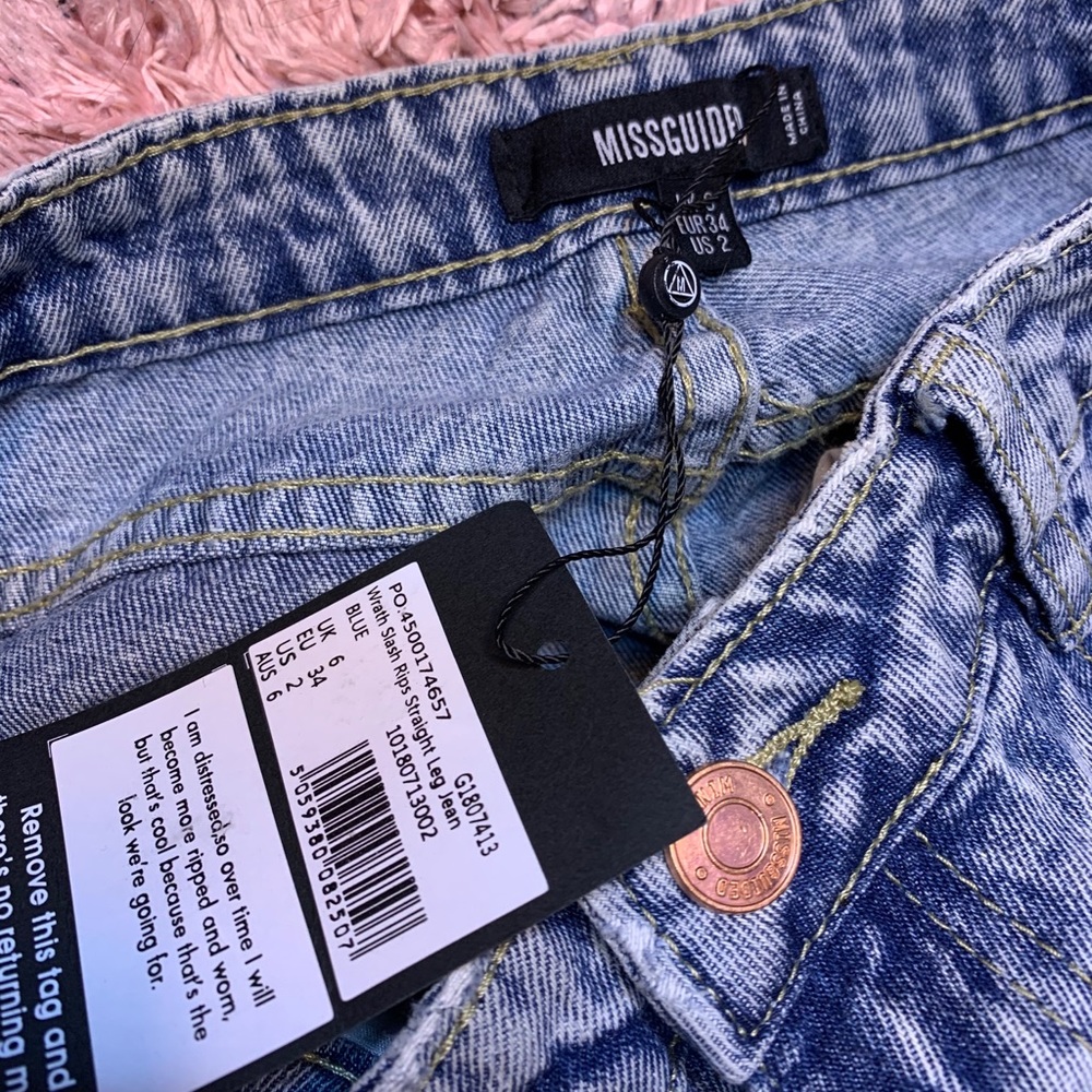 MISSGUIDED BAGGY RIPPED JEANS - Picture 4 of 4